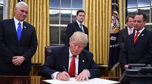 Трамп підписав новий міграційний указ
