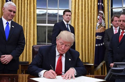 Трамп підписав новий міграційний указ