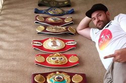 Ф'юрі оголосив про своє повернення на ринг 13 травня