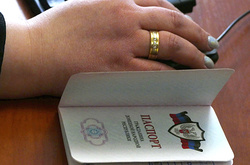 Російські банки ігнорують указ Путіна: «паспорт «Л/ДНР» - не документ