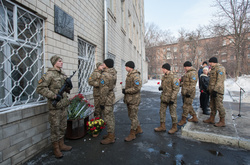 В столиці встановлять меморіальні дошки видатним діячам та загиблим в АТО