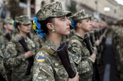 Жінки-військовослужбовці