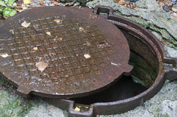 На Житомирщині у каналізації знайшли труп