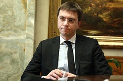 Володимир Омелян