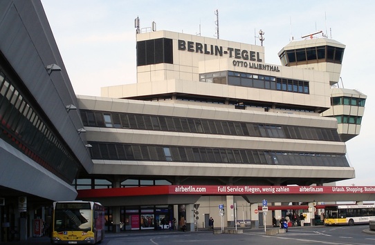 Робота аеропортів Берліна паралізована страйками 