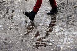 У вівторок очікуються подекуди дощі з мокрим снігом