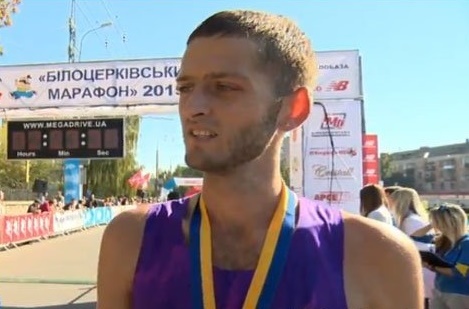 Українця Олефіренка на марафоні в Барселоні випередили лише кенійці