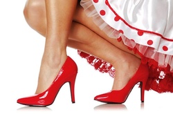 Весенние лайфхаки для модниц: как носить каблуки, чтобы не болели ноги?