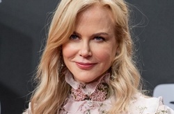 Пчелы покусали? Лицо Николь Кидман изменилось до неузнаваемости