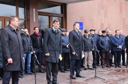 Сесія Івано-Франківської облради у формі віче