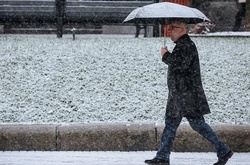 Синоптики прогнозують на четвер дощ з мокрим снігом 
