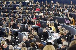 Європарламент сьогодні проголосує резолюцію на підтримку України