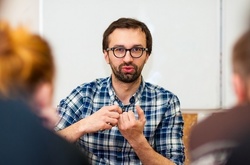 Лещенко заявляє, що кандидатуру аудитора НАБУ затвердили незаконно, але що робити далі – не знає