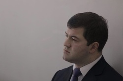 Насіров має здати паспорти і одягнути електронний браслет