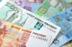 Держдума зробила крок до обмеження грошових переказів в Україну