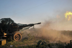 Загострення в зоні АТО: 112 ворожих обстрілів, бойовики гатять на всіх напрямках