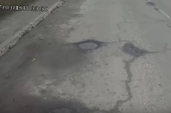 На Львівщині мешканці обурені неякісним ремонтом дороги 