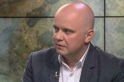 СБУ перевіряє, хто з українських депутатів «засвітився» в Криму - Тандіт