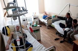  Постраждалі гірники в лікарні 