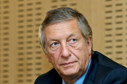 Російський опозиціонер: РФ сигналізує бойовикам «Л/ДНР»: шукайте для себе нові форми існування