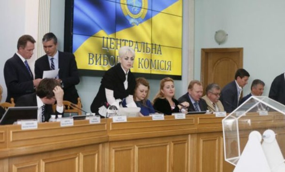 Порошенко чекає від Ради узгоджений список претендентів у ЦВК