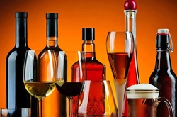 Абсент, бренди, амаро: любопытные факты происхождения известных алкогольных напитков