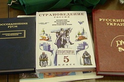 На сході України школярів вчать, що  «Путін - геніальний правитель»