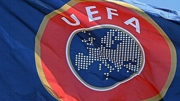 В УЄФА хочуть змінити трансферні правила  