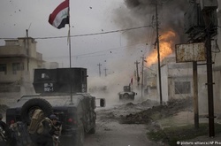 В іракському Мосулі прогримів потужний вибух: понад 100 загиблих 