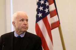 Сенатор Маккейн про вбивство Вороненкова: безсоромний акт державного тероризму Росії