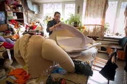 Ростовые куклы и бычки из папье-маше: закулисье Одесского театра музкомедии