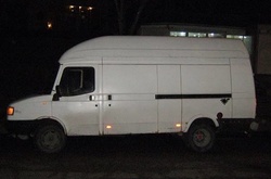 Столичні правоохоронці затримали іноземців за крадіжку автомобіля (фото)