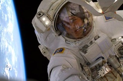 Десять лучших селфи из космоса 