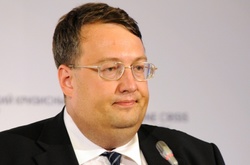 Геращенко заперечує, що вбивця  Вороненкова Паршов – живий  