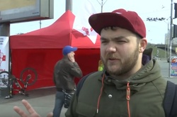 Як кияни просили водіїв дотримуватися правил дорожнього руху