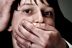 В столиці підліток разом із друзями затримав педофіла