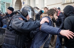Затримання учасників акції протесту у Москві