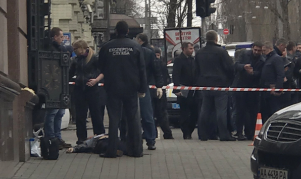 Поліція розшукує спільника кілера, який вбив Вороненкова 