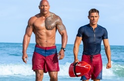 В сети появился новый трейлер горячих «Спасателей Малибу»