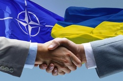 Україна і НАТО