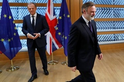 Європа вже сумує за Британією – Туск 