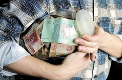 Заощадження українців минулого року скоротилися на 18 млрд грн