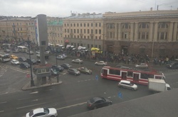  Евакуація з метро в Петербурзі 