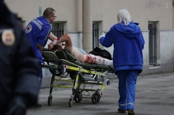 Евакуація пораненого після теракту