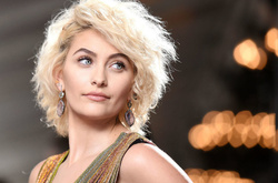 19-летняя дочь Майкла Джексона призналась в бисексуальности