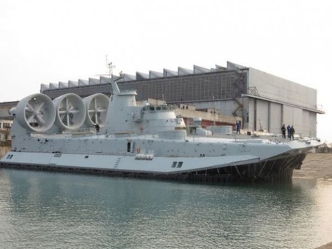 У Китаї збудували десантний корабель за українським проектом