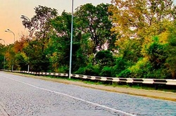 До уваги водіїв! Рух транспорту на естакадному з’їзді з Дніпровського узвозу буде обмежено