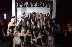 Много красивых девушек и селфи. Как прошла презентация сериала о жизни основателя Playboy