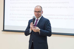 Губернатор Одещини презентував онлайн-проект підготовки випускників до ЗНО