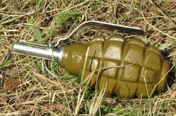 На території маріупольської школи знайшли боєприпаси